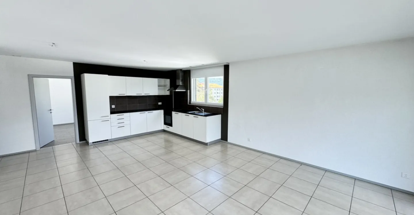 A large terrace in a quiet area - 2 months of net rent offered - Photo 5 of 11