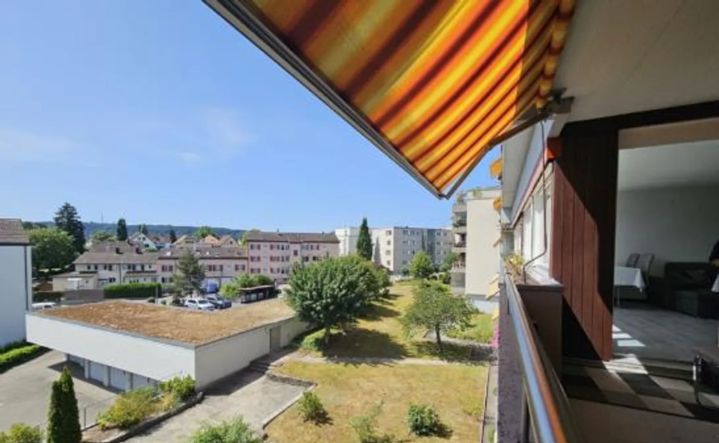 Helle Wohnung mit Balkon - Foto 1 von 17