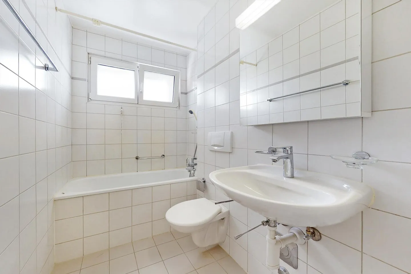 Comfort and space guaranteed - Photo 6 of 9