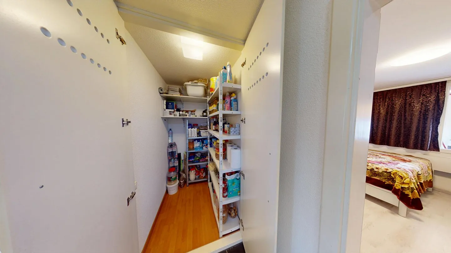 Helle Wohnung mit Balkon - Foto 6 von 17