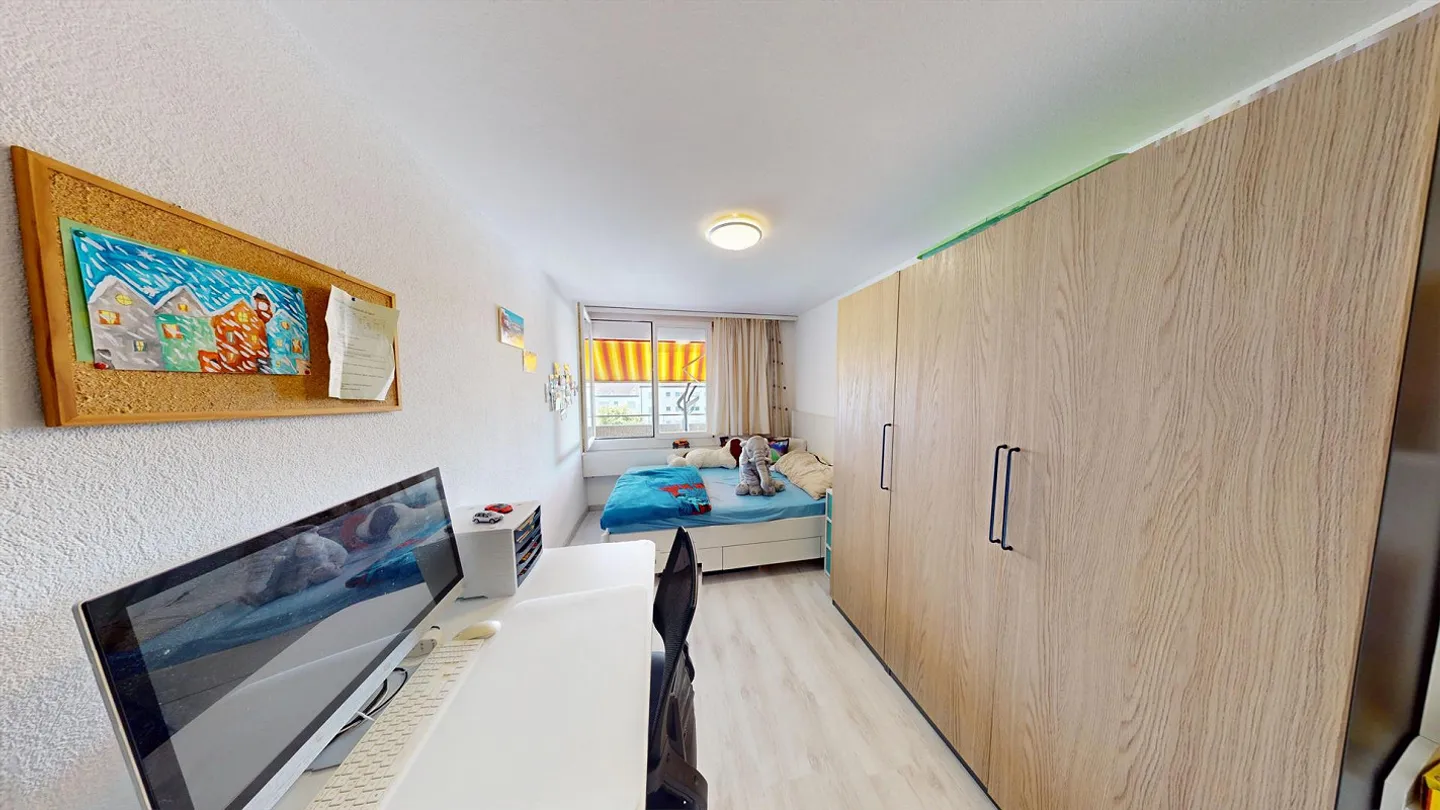 Helle Wohnung mit Balkon - Foto 9 von 17