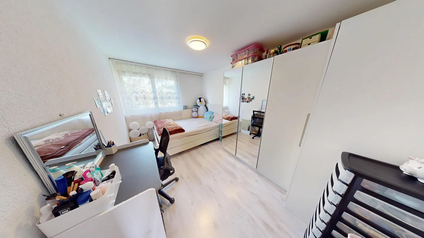 Helle Wohnung mit Balkon - Foto 10 von 17