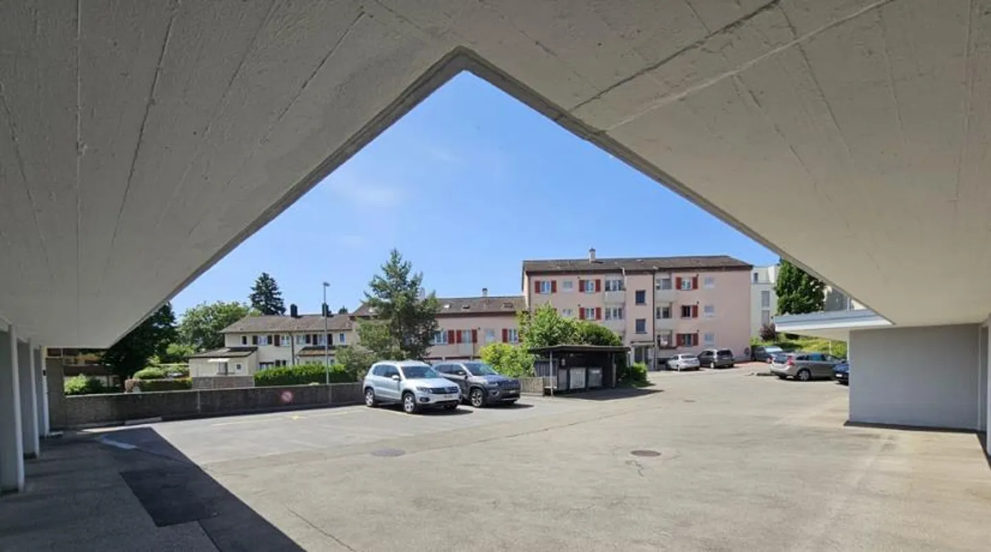 Helle Wohnung mit Balkon - Foto 16 von 17