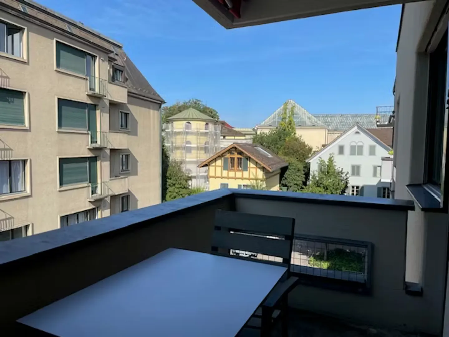 Charmante Wohnung in Zürich - Foto 2 von 10