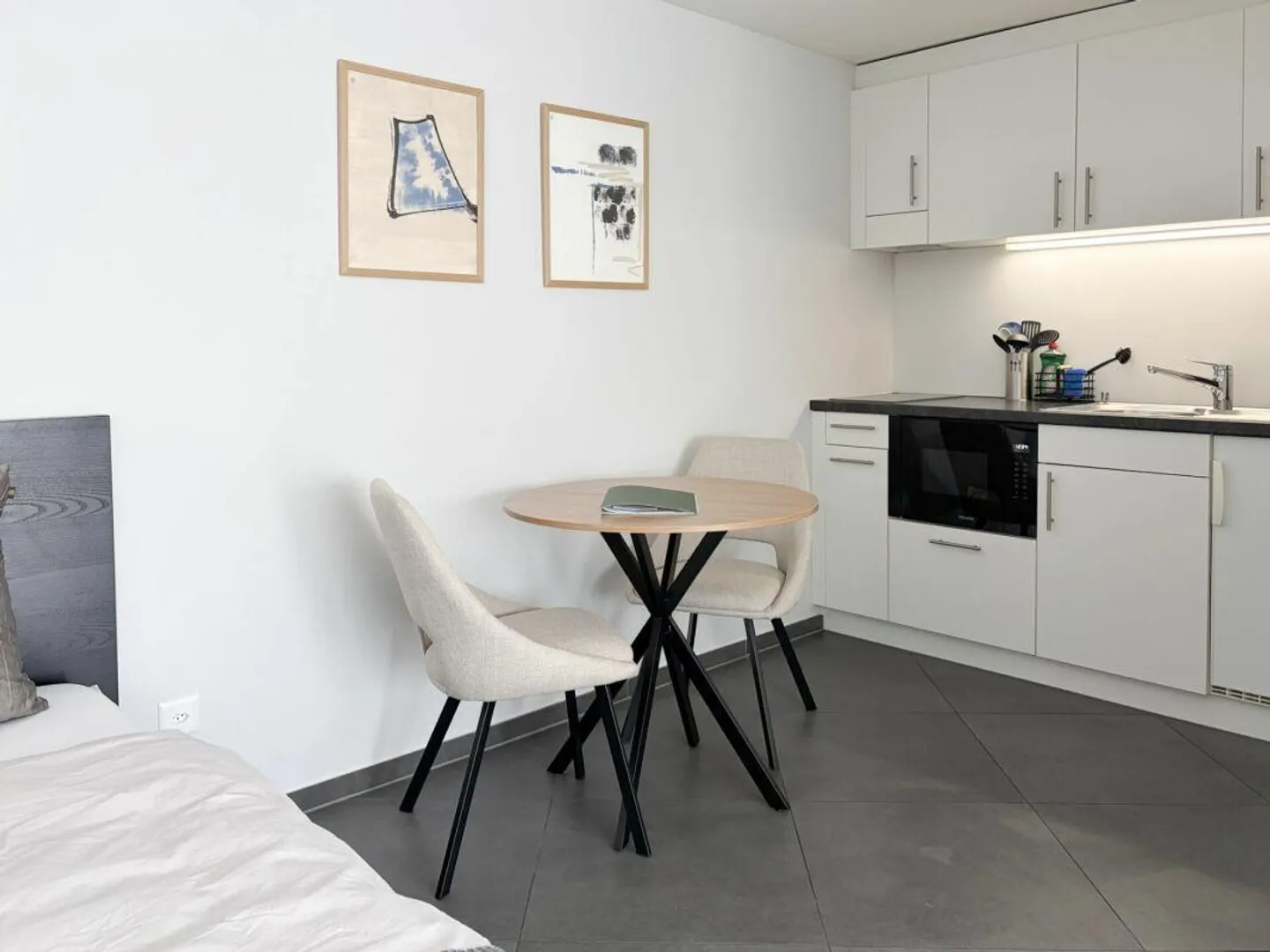 Appartement meublé avec style incluant une place de parking - Photo 5 sur 11