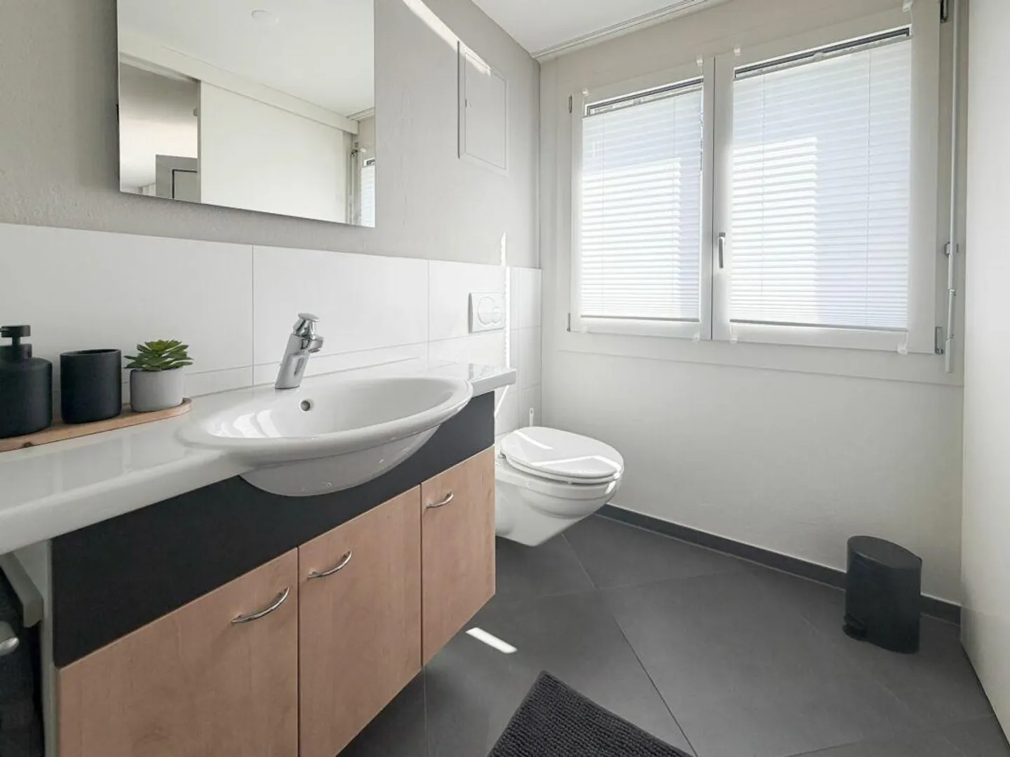 Appartement meublé avec style incluant une place de parking - Photo 7 sur 11