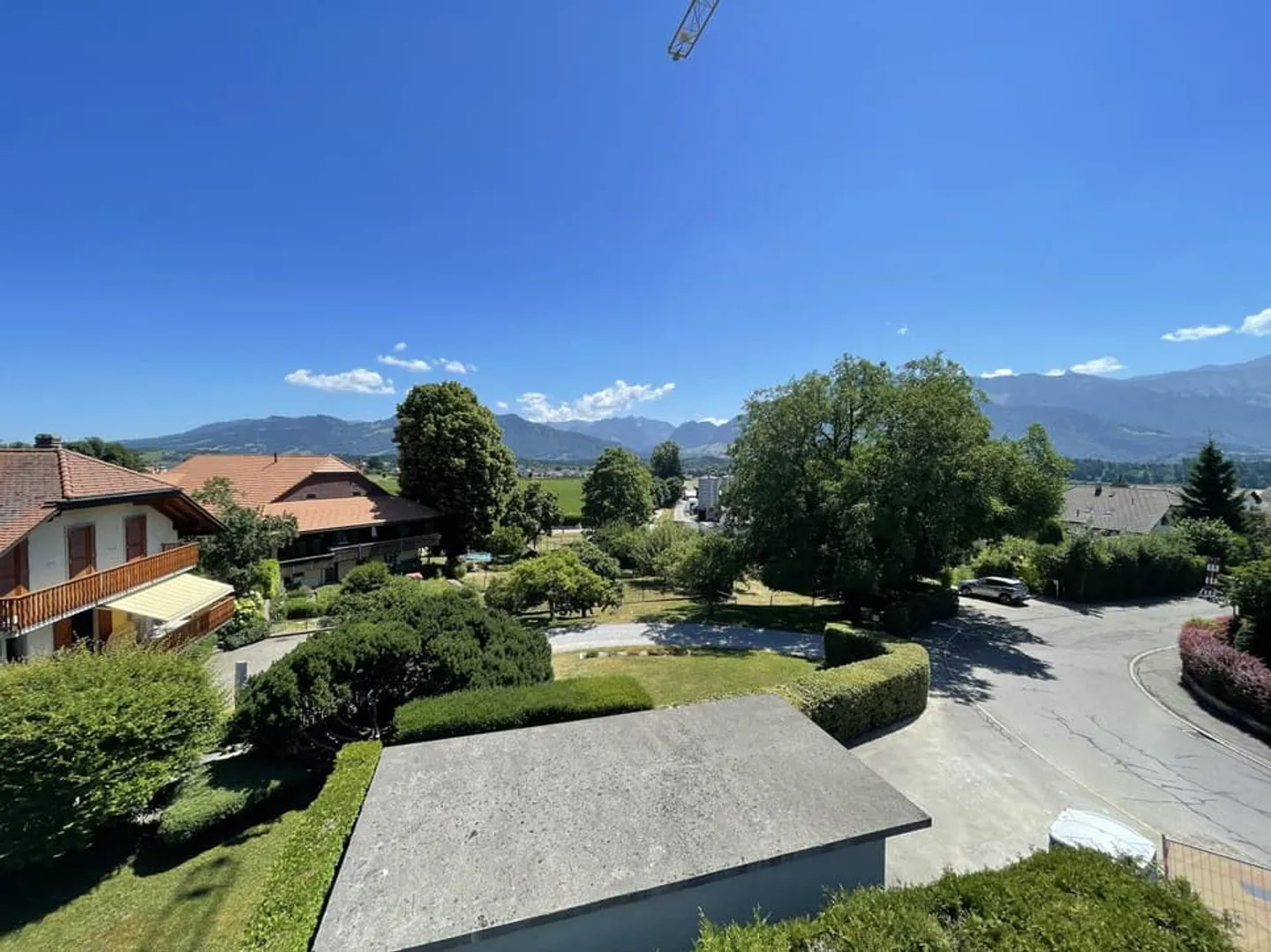 Stupenda villa a schiera moderna di 5,5 stanze a La Tour-de-Trême - Foto 2 di 5
