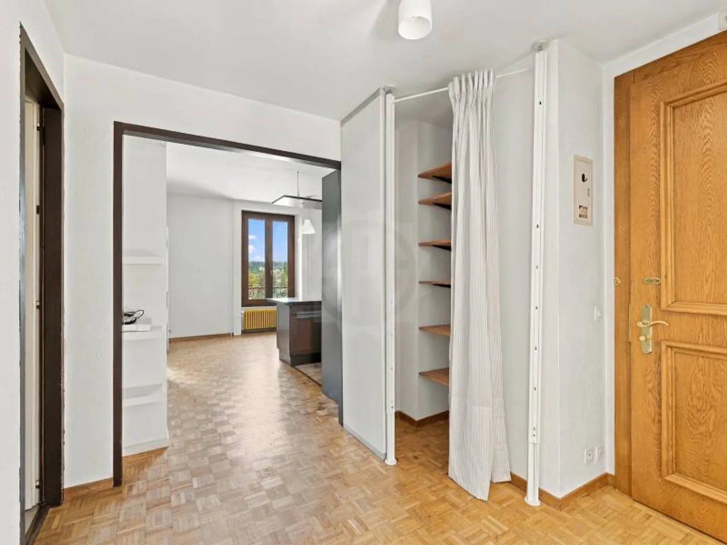 Angenehme Wohnung - Chêne-Bourg - Foto 1 von 9