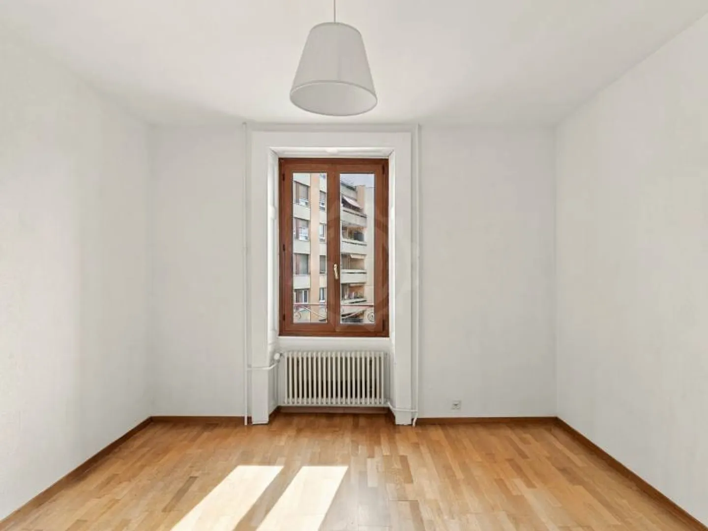 Angenehme Wohnung - Chêne-Bourg - Foto 8 von 9