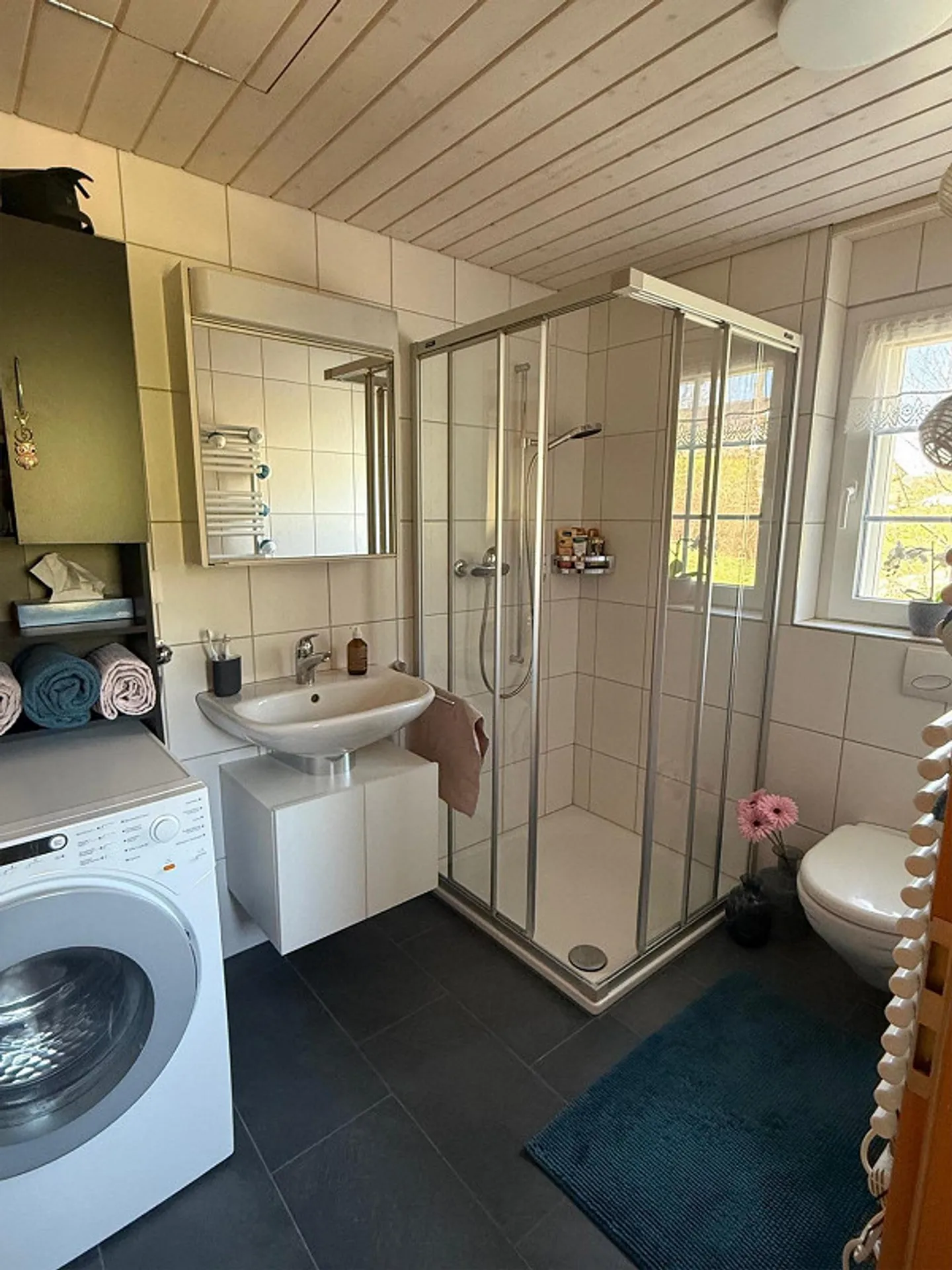 Cozy 2.5-room apartment / part of a house - Photo 4 of 7