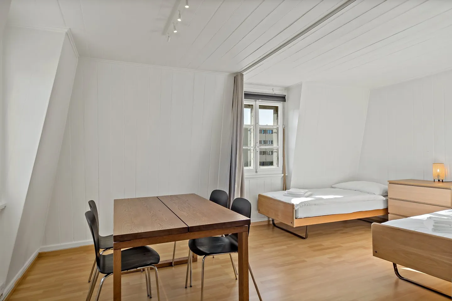 Airbnb - furnished apartment - Photo 3 of 10