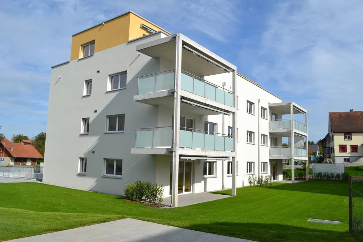 Beaux appartements de 4,5 pièces dans un bon emplacement - Photo 10 sur 11