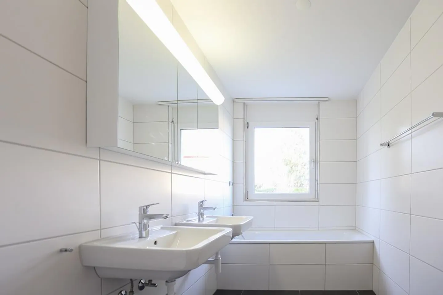 Beaux appartements de 4,5 pièces dans un bon emplacement - Photo 7 sur 11