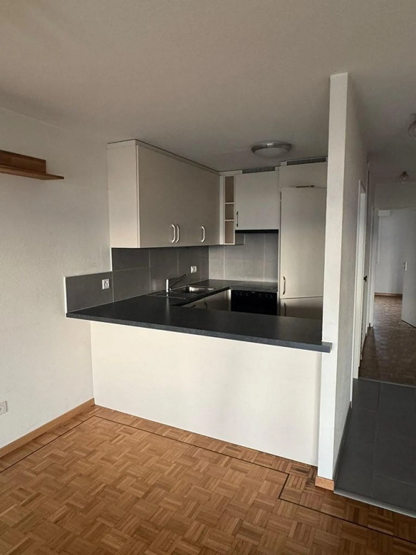 Bel Appartement avec Balcon - Photo 2 sur 6