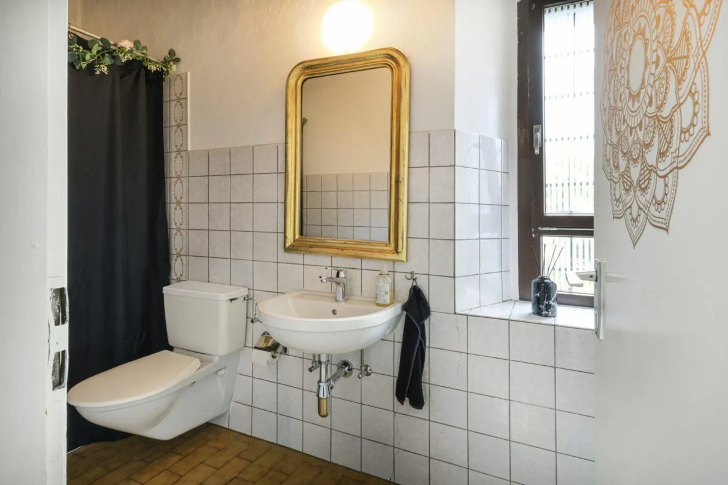 ASCONA - Historic residential and commercial building - Photo 11 of 18