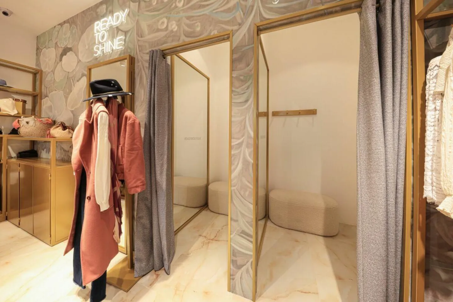 ASCONA - Historic residential and commercial building - Photo 15 of 18