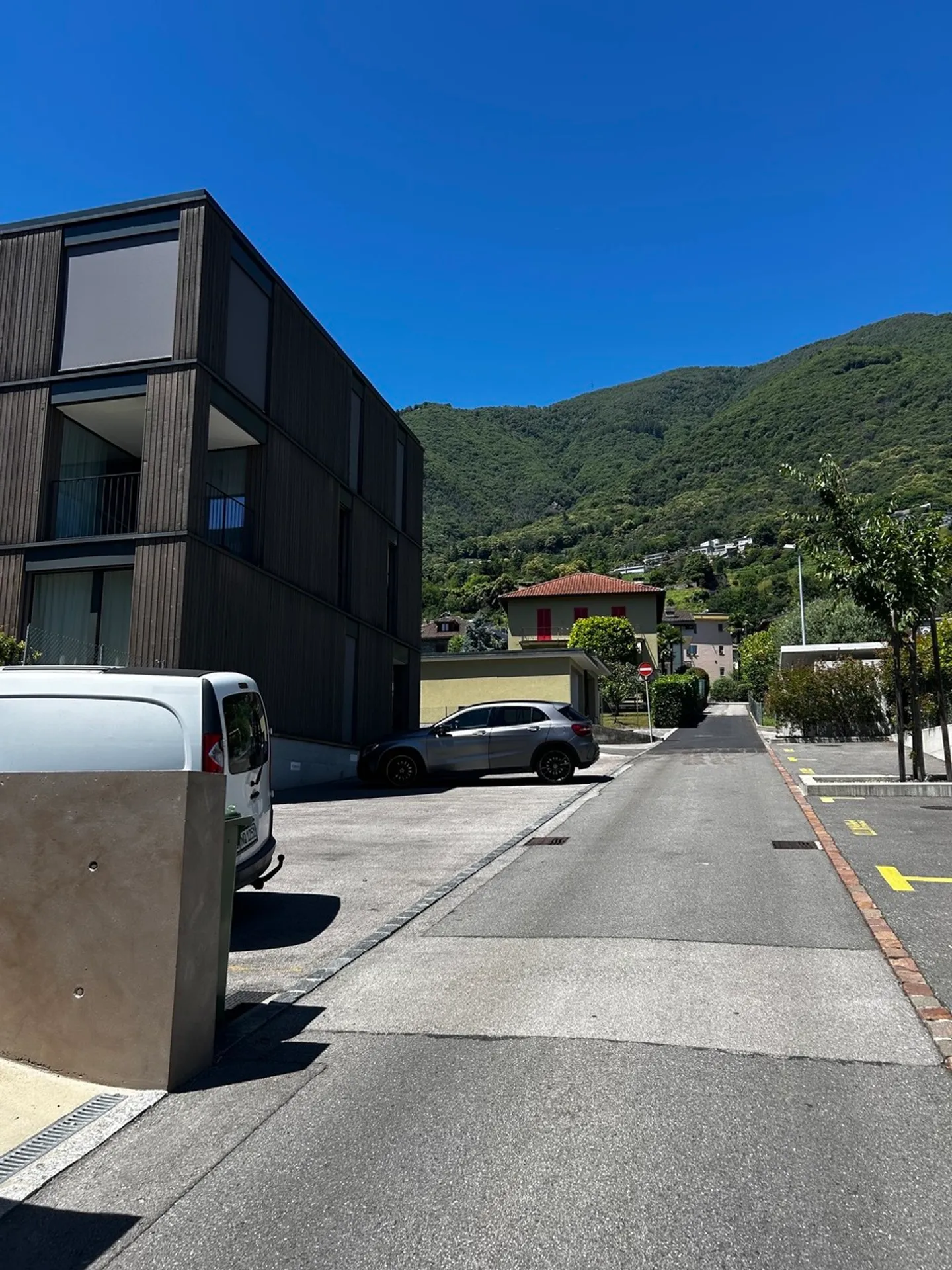 Posto auto esterno a Minusio - Foto 3 di 3