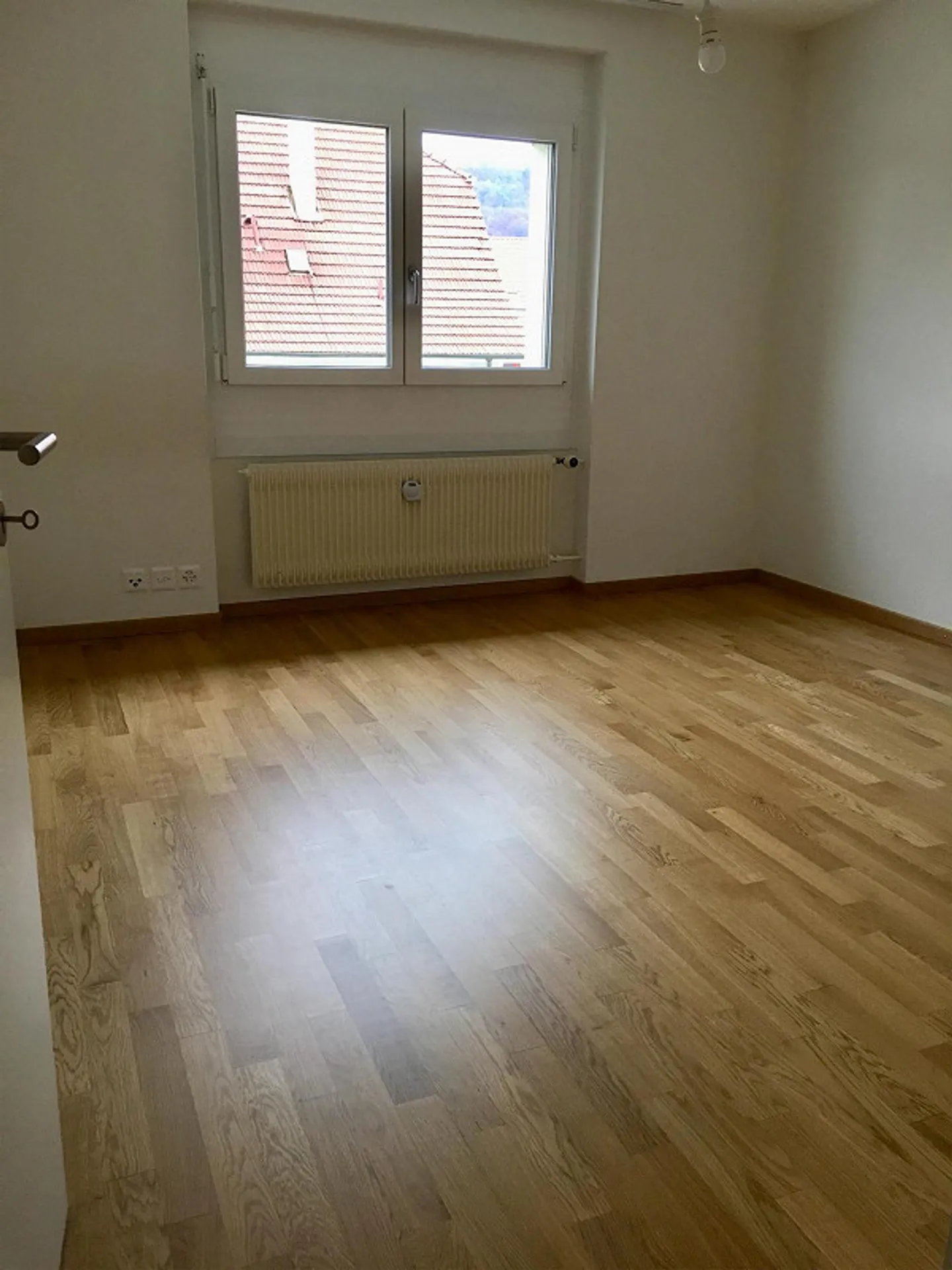 Modern apartment in fully renovated property - Photo 6 of 9