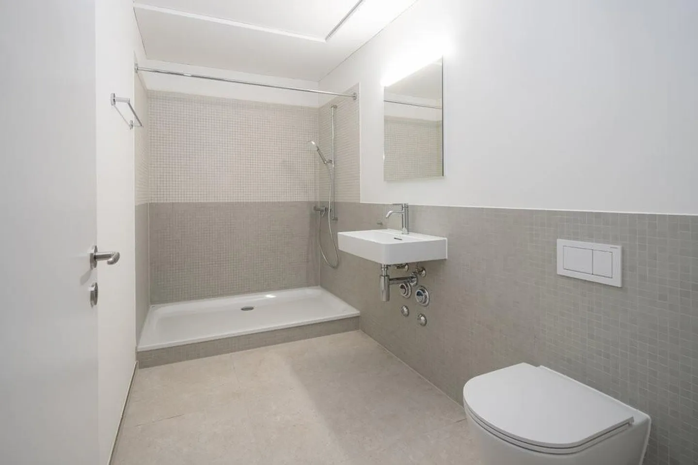 Move in and feel at home in the heart of Gundeli - Photo 2 of 8