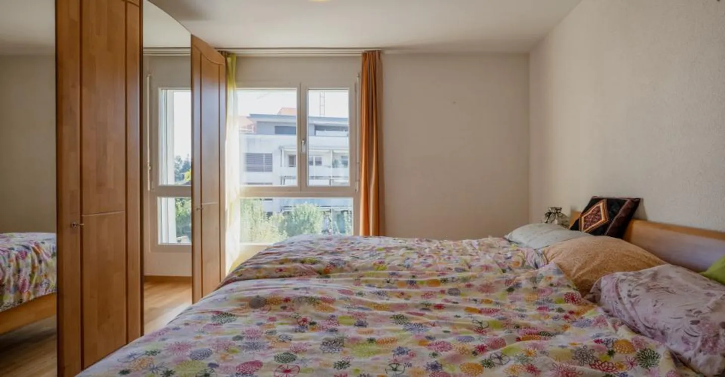 OPPORTUNITÉ À SAISIR AU COEUR D'ESTAVAYER : Lumineux appartement de 4.5 pièces - Photo 10 sur 13