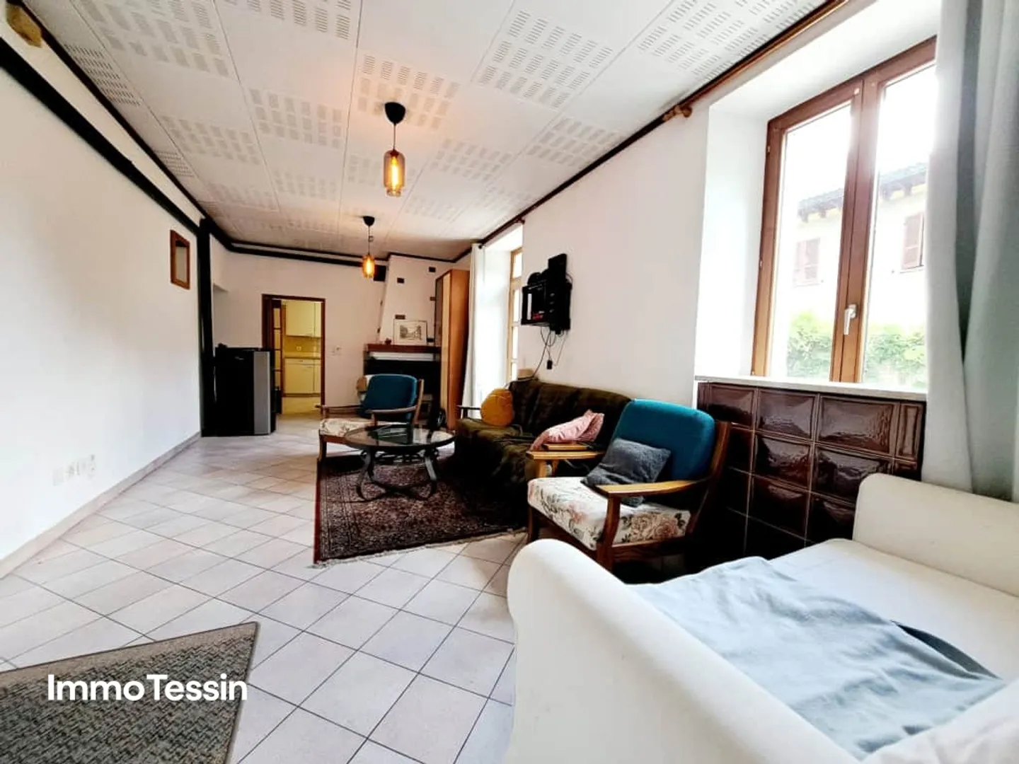 Appartamento al piano terra affascinante e bello in una posizione tranquilla con una grande terrazza privata di 35 m2 - Foto 5 di 13