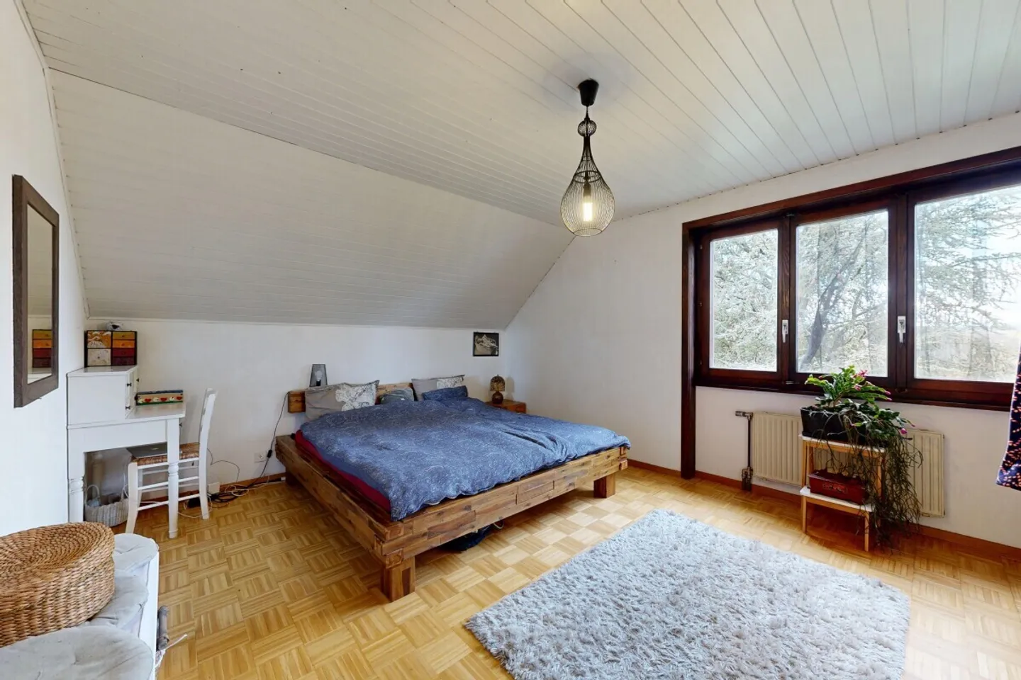 Maison familiale spacieuse avec jardin - Photo 8 sur 12