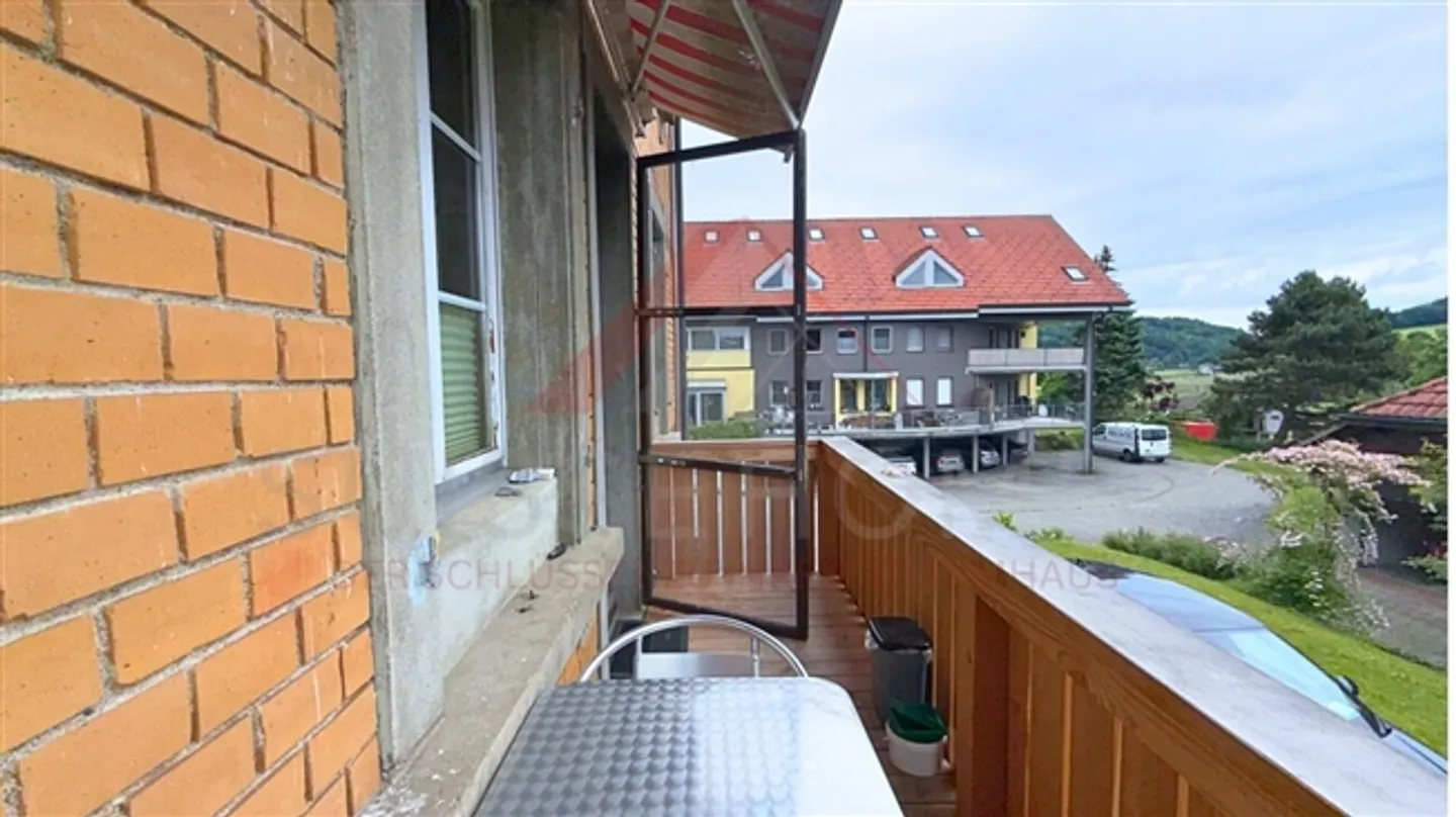 Maison multifamiliale avec un rendement de 4,8 % - bien entretenue, solide et centrale à Grasswil BE - Photo 5 sur 17