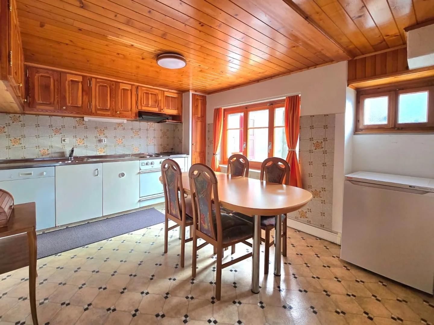 Charming 3.5-room apartment with panoramic views in Trogne (Saint-Martin), Val d'Hérens - Photo 7 of 17