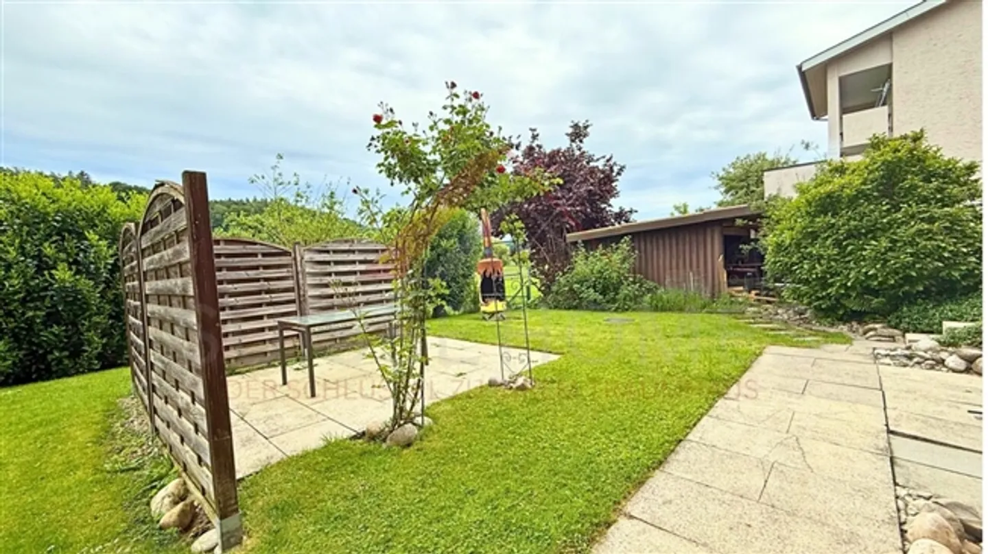 Maison multifamiliale avec un rendement de 4,8 % - bien entretenue, solide et centrale à Grasswil BE - Photo 6 sur 17