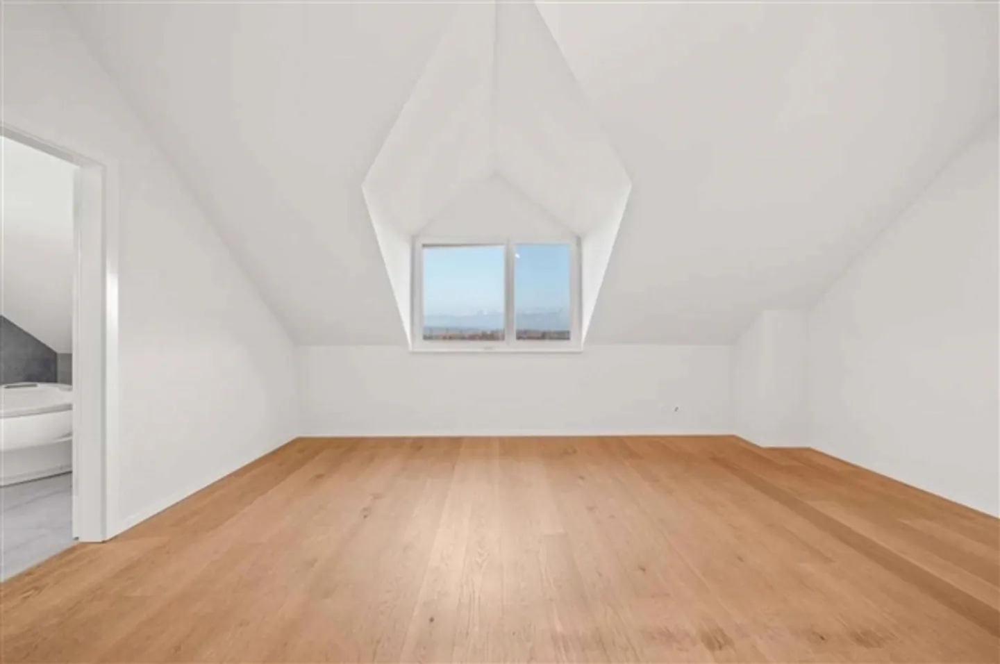 Superbe Appartement Duplex avec Vue - Photo 5 sur 8