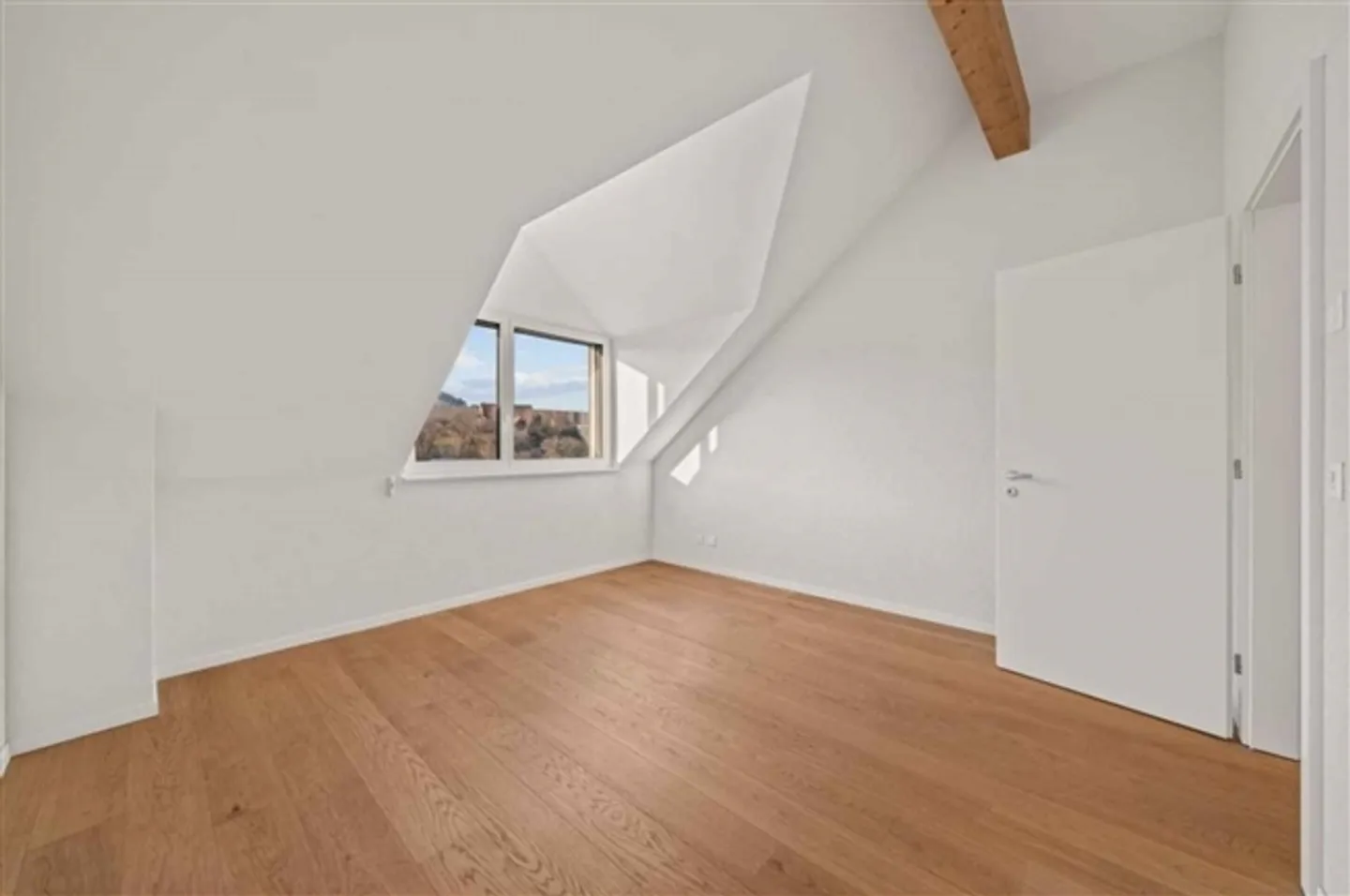 Superbe Appartement Duplex avec Vue - Photo 7 sur 8