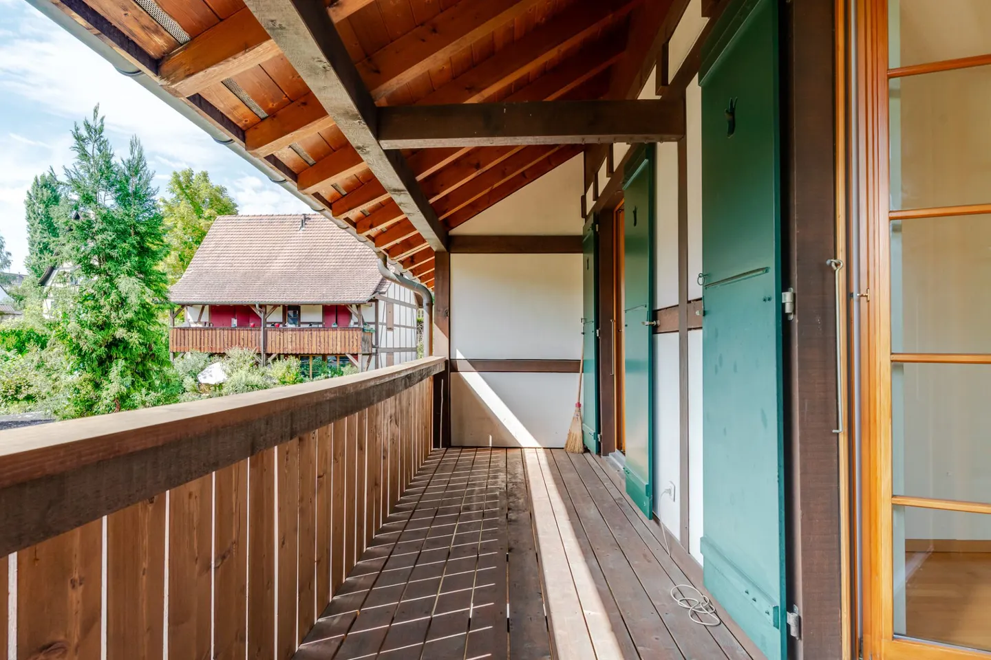 Maison de famille double spacieuse 4.5 Z' plus salle de loisirs et 2 places de parking - Photo 6 sur 12