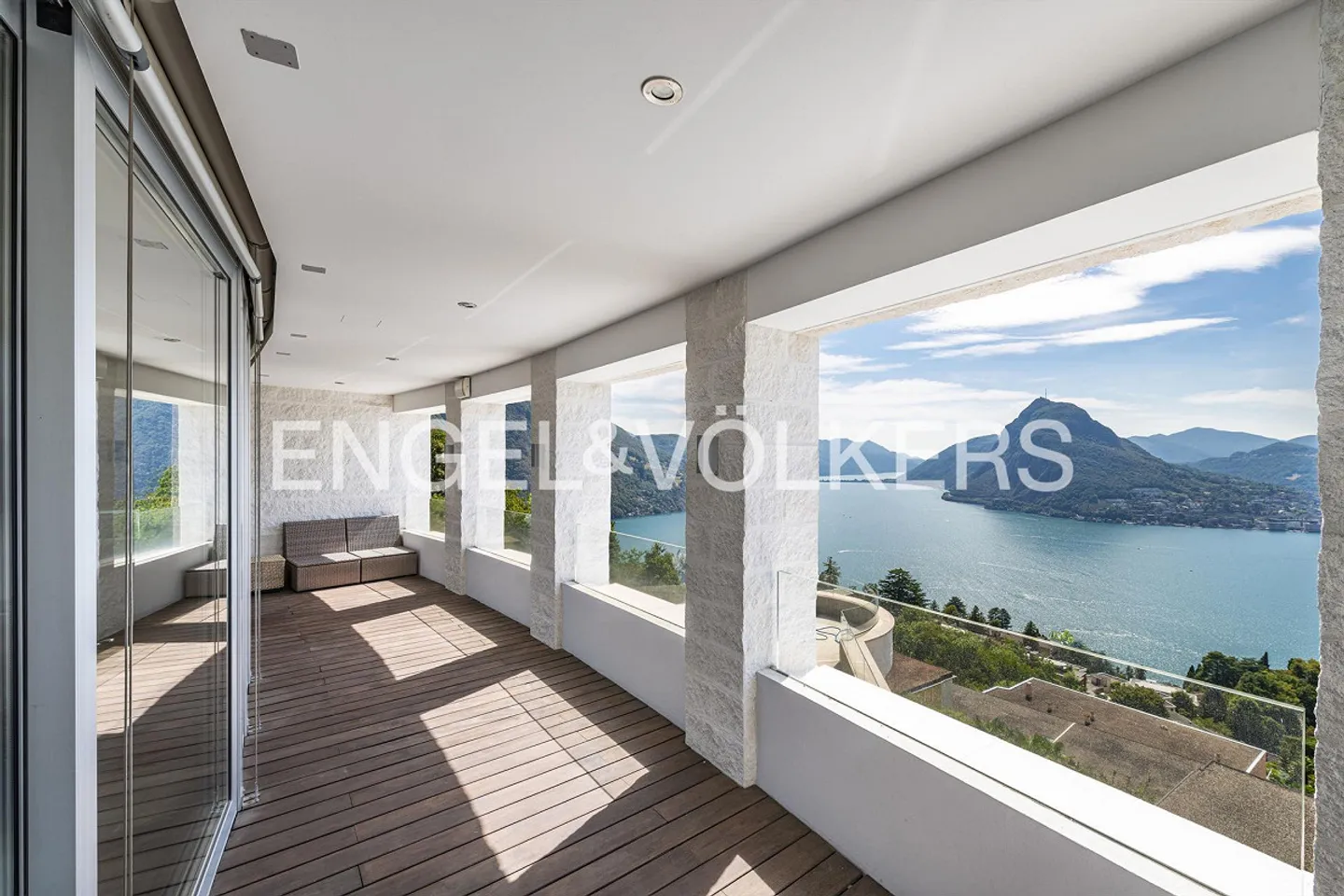 Duplex exclusif avec vue unique sur le lac - Photo 10 sur 13