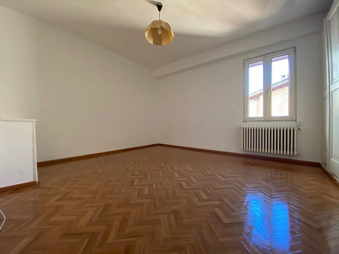 Charmante 3.5 Zimmer in einem unabhängigen Haus - Ideal für Singles-Paare ... - Foto 5 von 8