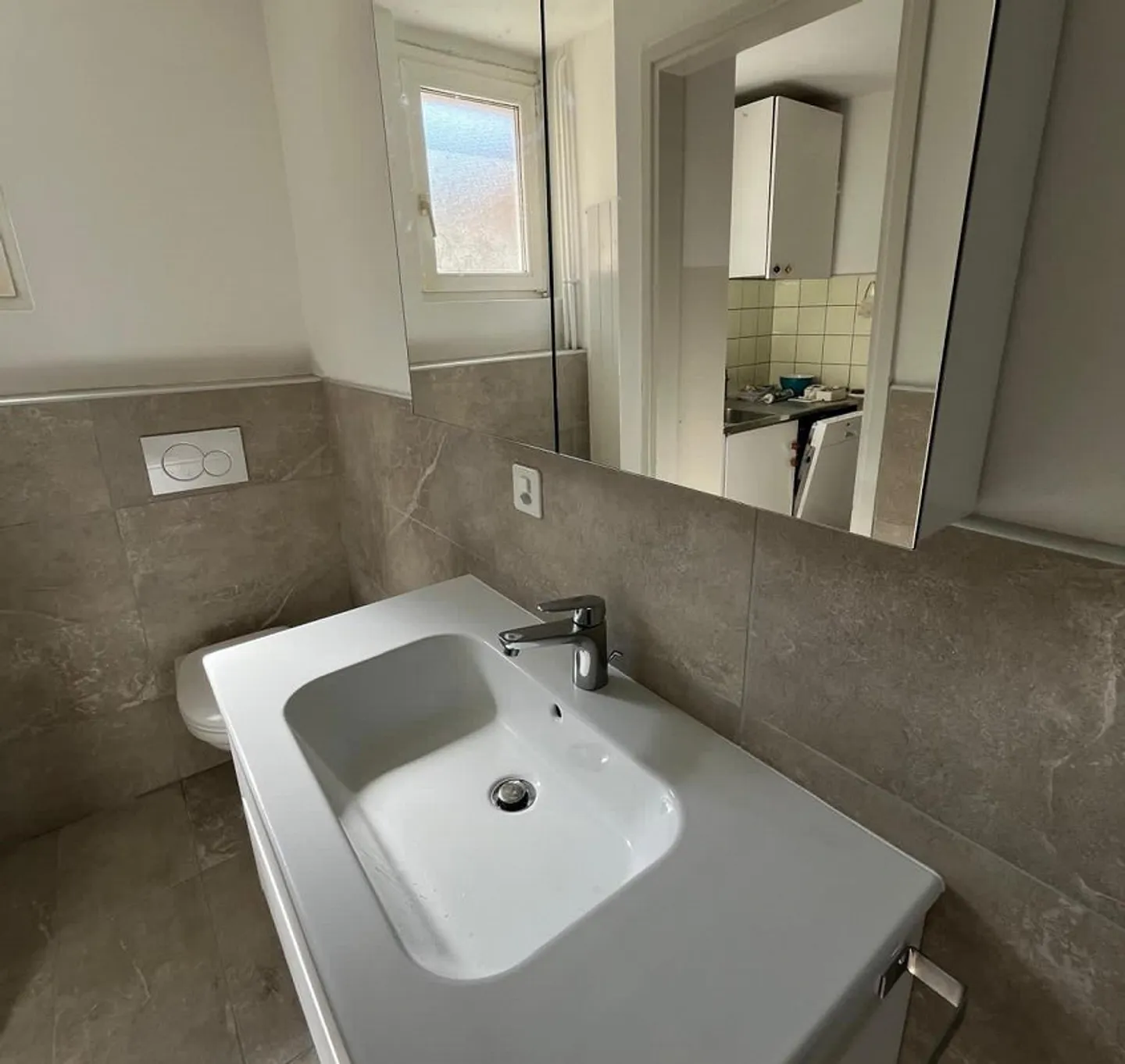 Charmante 3.5 Zimmer in einem unabhängigen Haus - Ideal für Singles-Paare ... - Foto 8 von 8