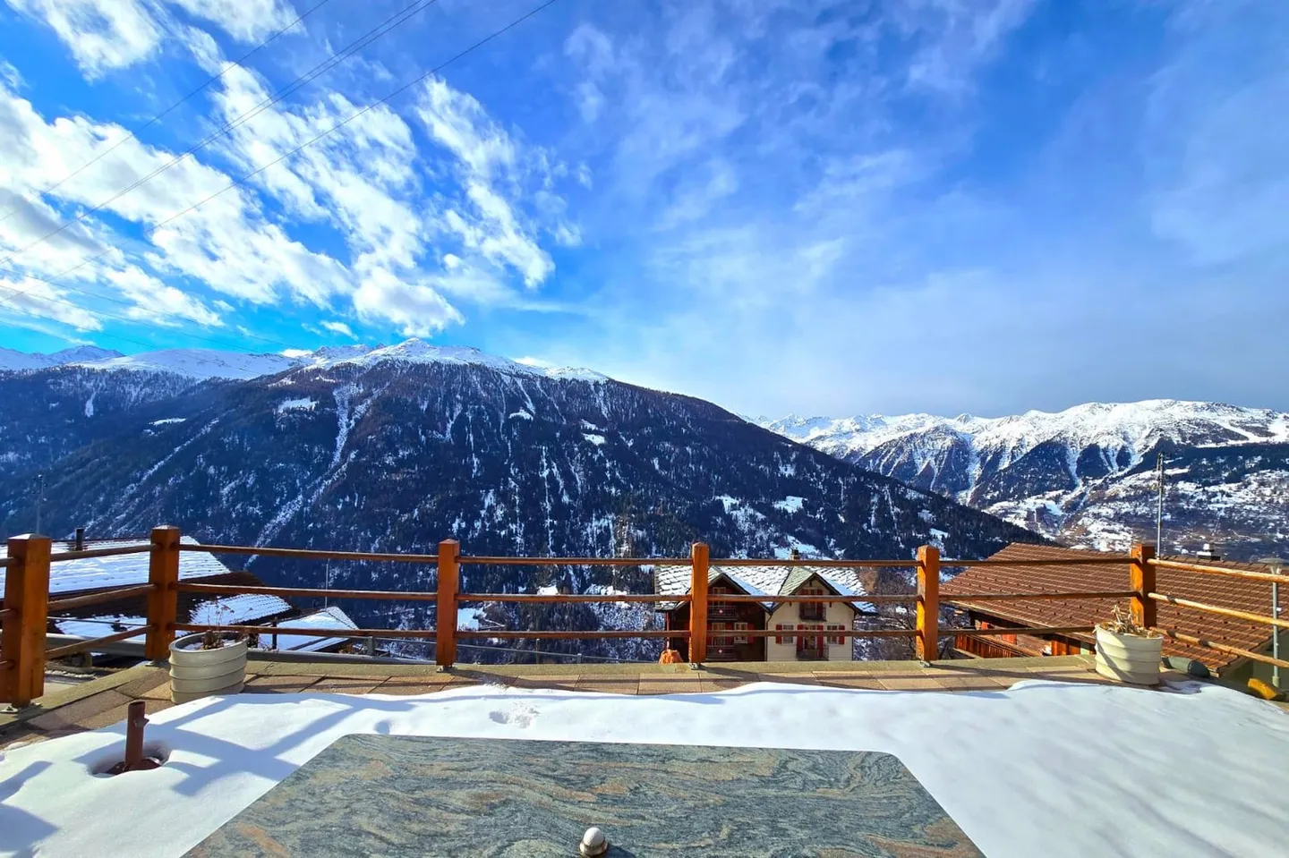 Charming 3.5-room apartment with panoramic views in Trogne (Saint-Martin), Val d'Hérens - Photo 15 of 17