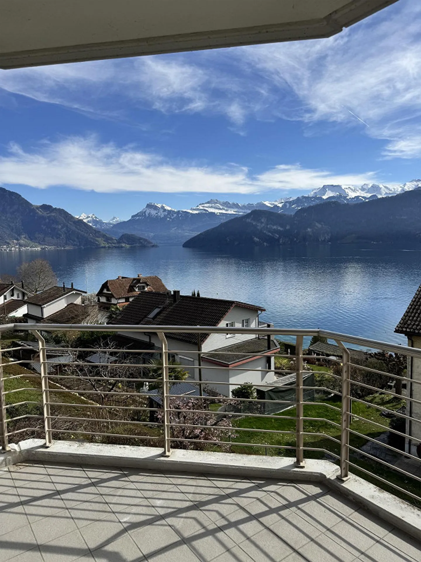 2.5 Room Apartment in the Most Beautiful Location in Weggis - Photo 10 of 10