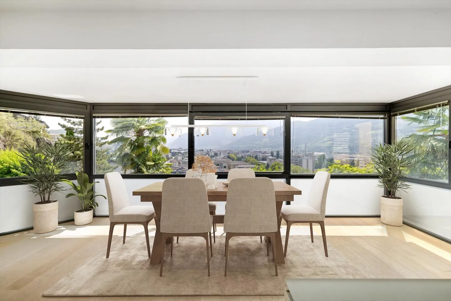 Rare exclusivity? Panoramic view of the castles and the city of Sion - Photo 2 of 13