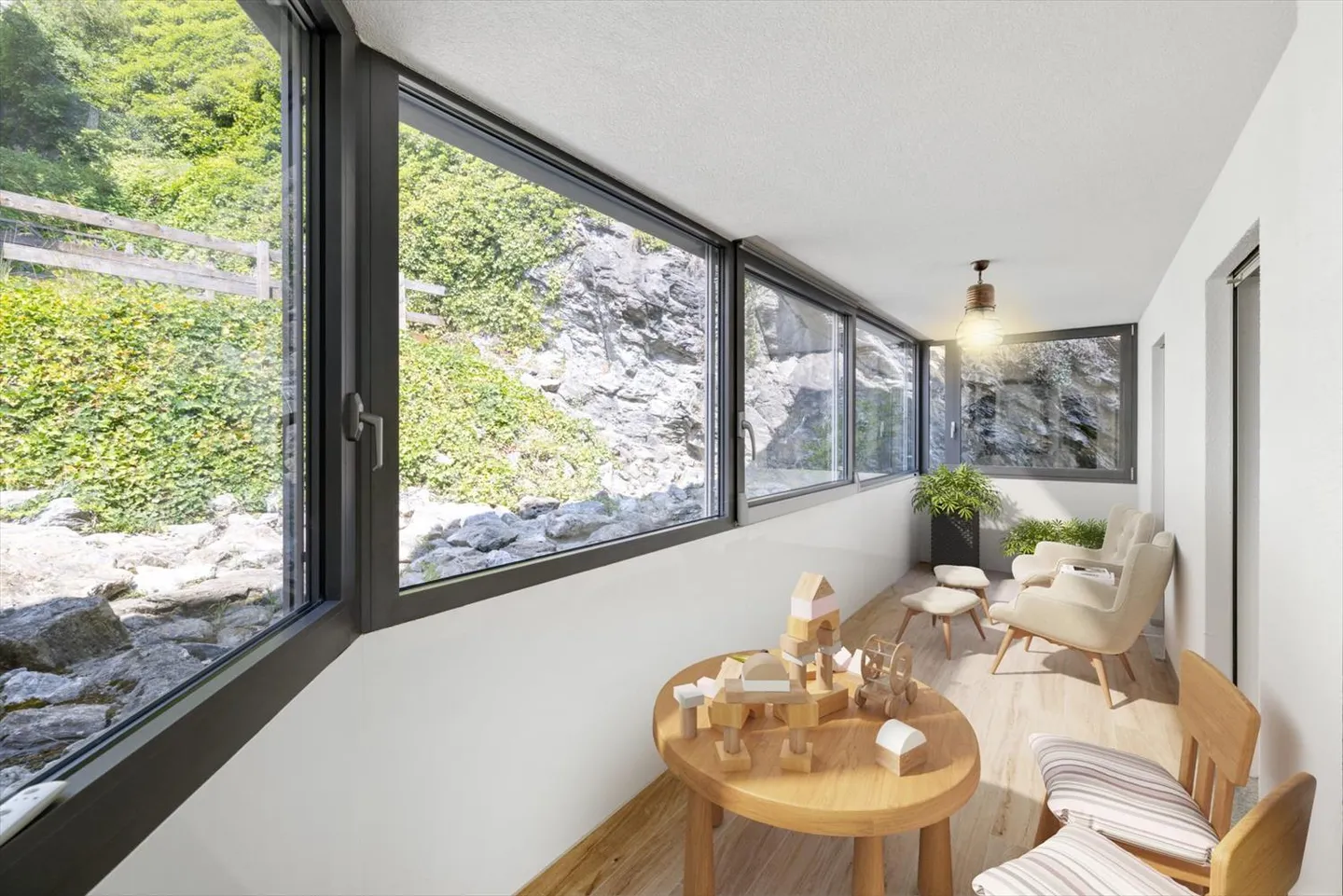 Rare exclusivity? Panoramic view of the castles and the city of Sion - Photo 12 of 13