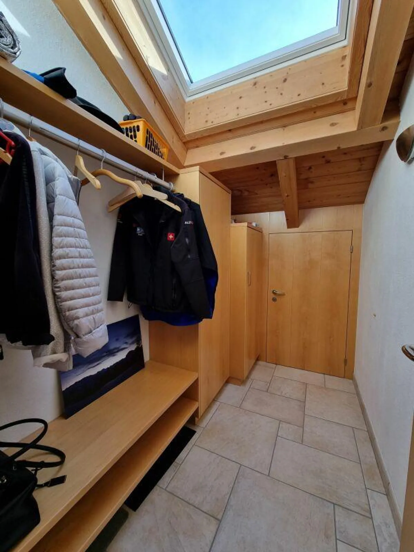 Exclusive 4.5-room penthouse apartment with a wide view and plenty of sun - Photo 9 of 12