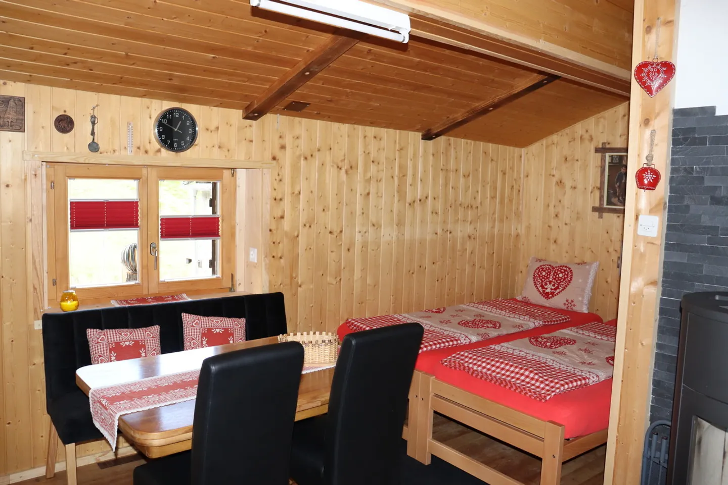 Idillio alpino puro – rifugio connesso alla natura a Bachalp (VS) - Foto 5 di 27