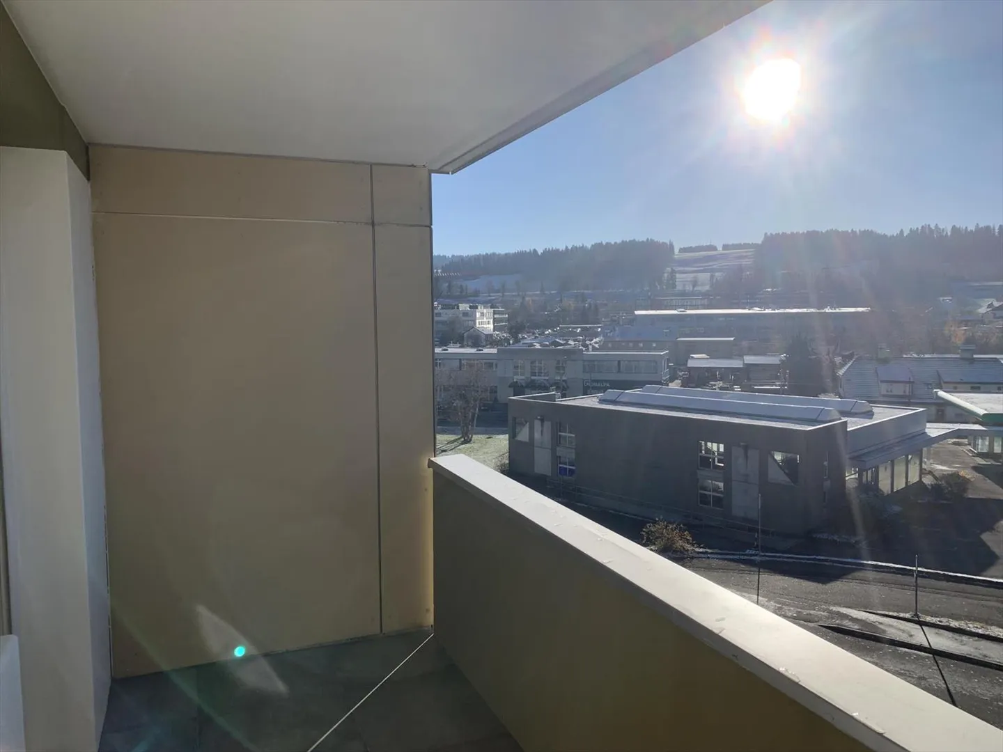 Apartment for rent - Photo 7 of 8