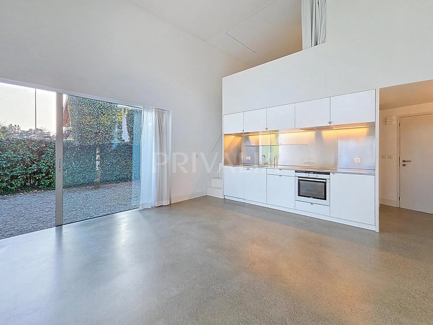 Independent loft with garden in a green setting - Photo 1 of 7