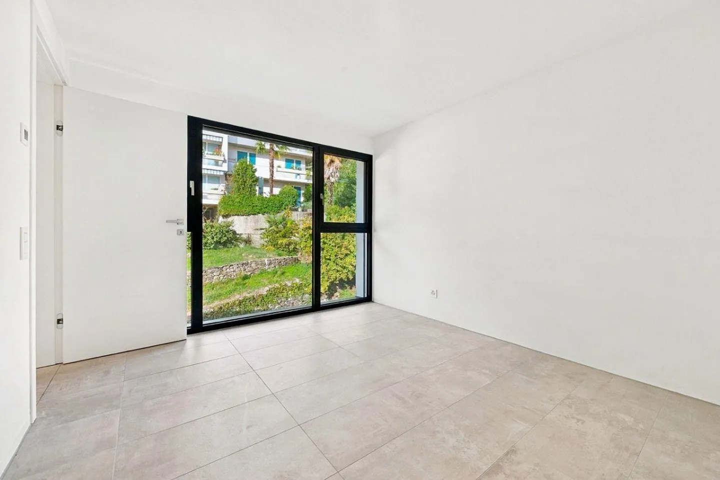 The pleasure of living outdoors, in the privacy of your penthouse - Photo 9 of 16