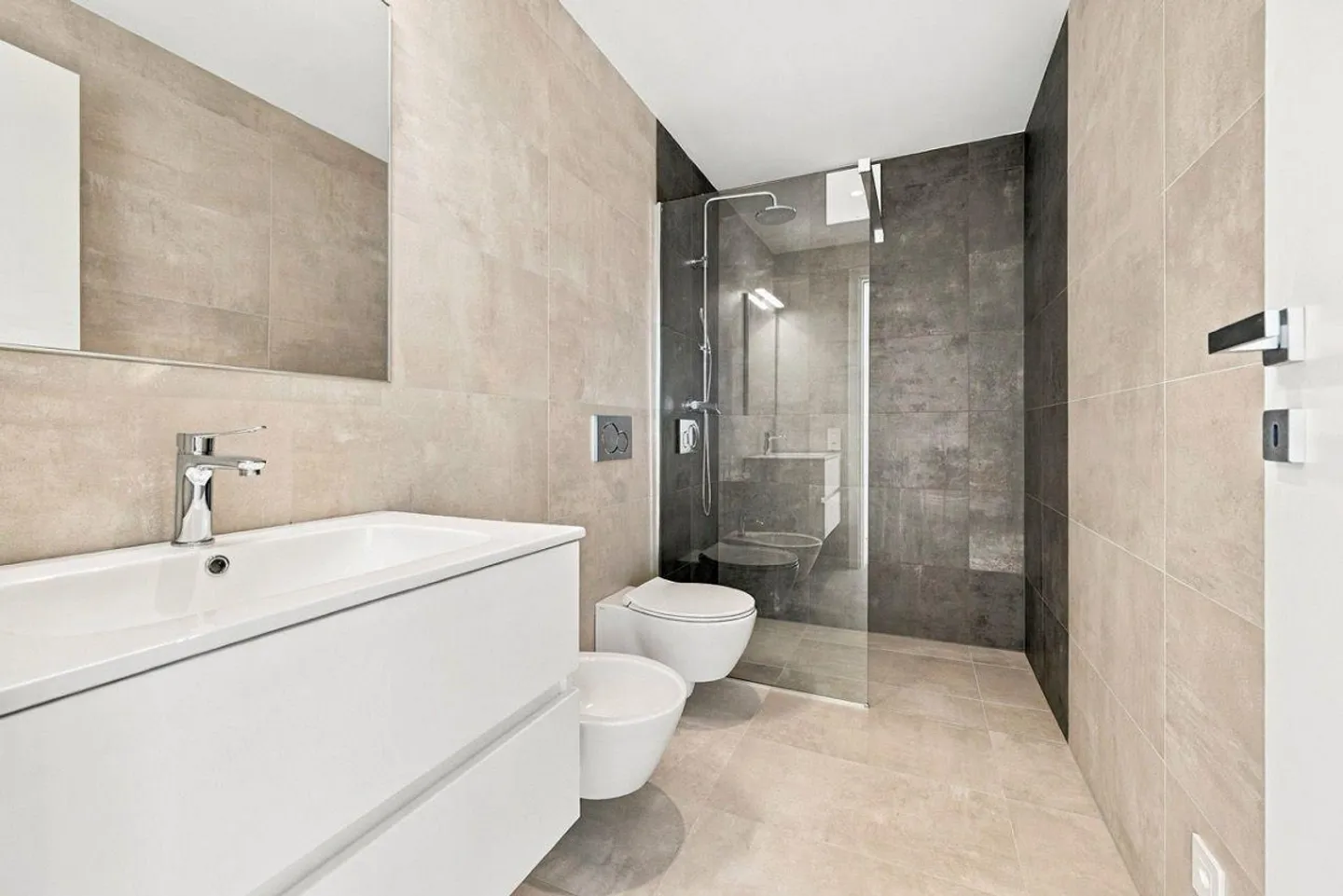 The pleasure of living outdoors, in the privacy of your penthouse - Photo 10 of 16