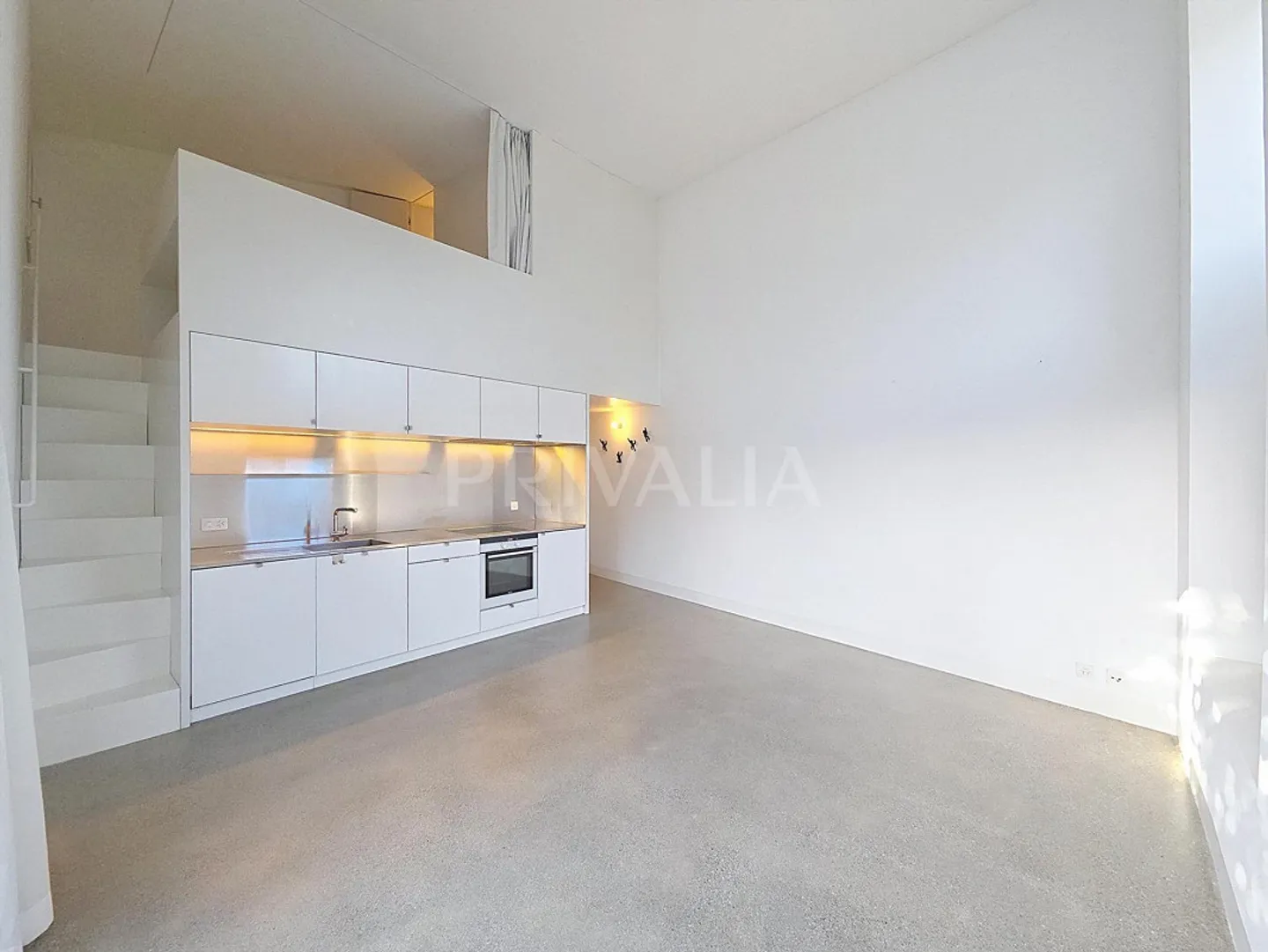 Independent loft with garden in a green setting - Photo 2 of 7