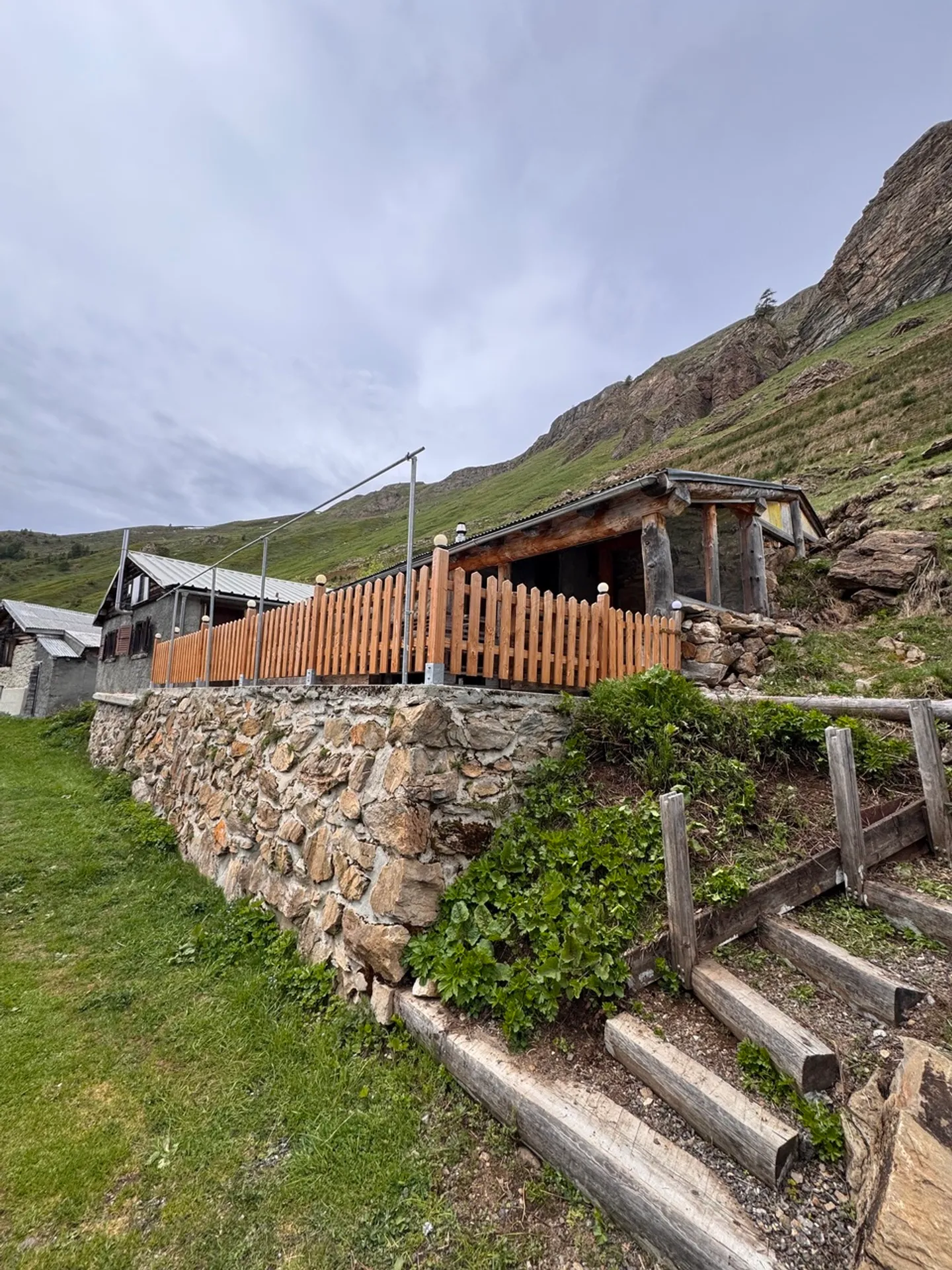 Idillio alpino puro – rifugio connesso alla natura a Bachalp (VS) - Foto 27 di 27