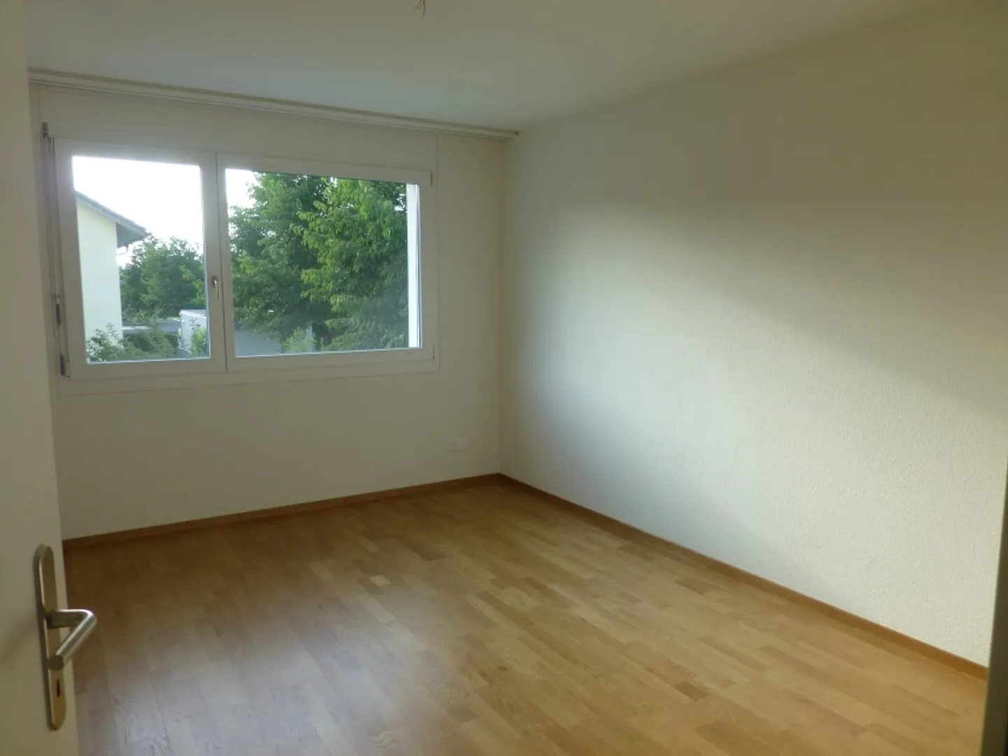 Schöne, sehr grosse 3.5-Zimmerwohnung - Foto 4 von 9
