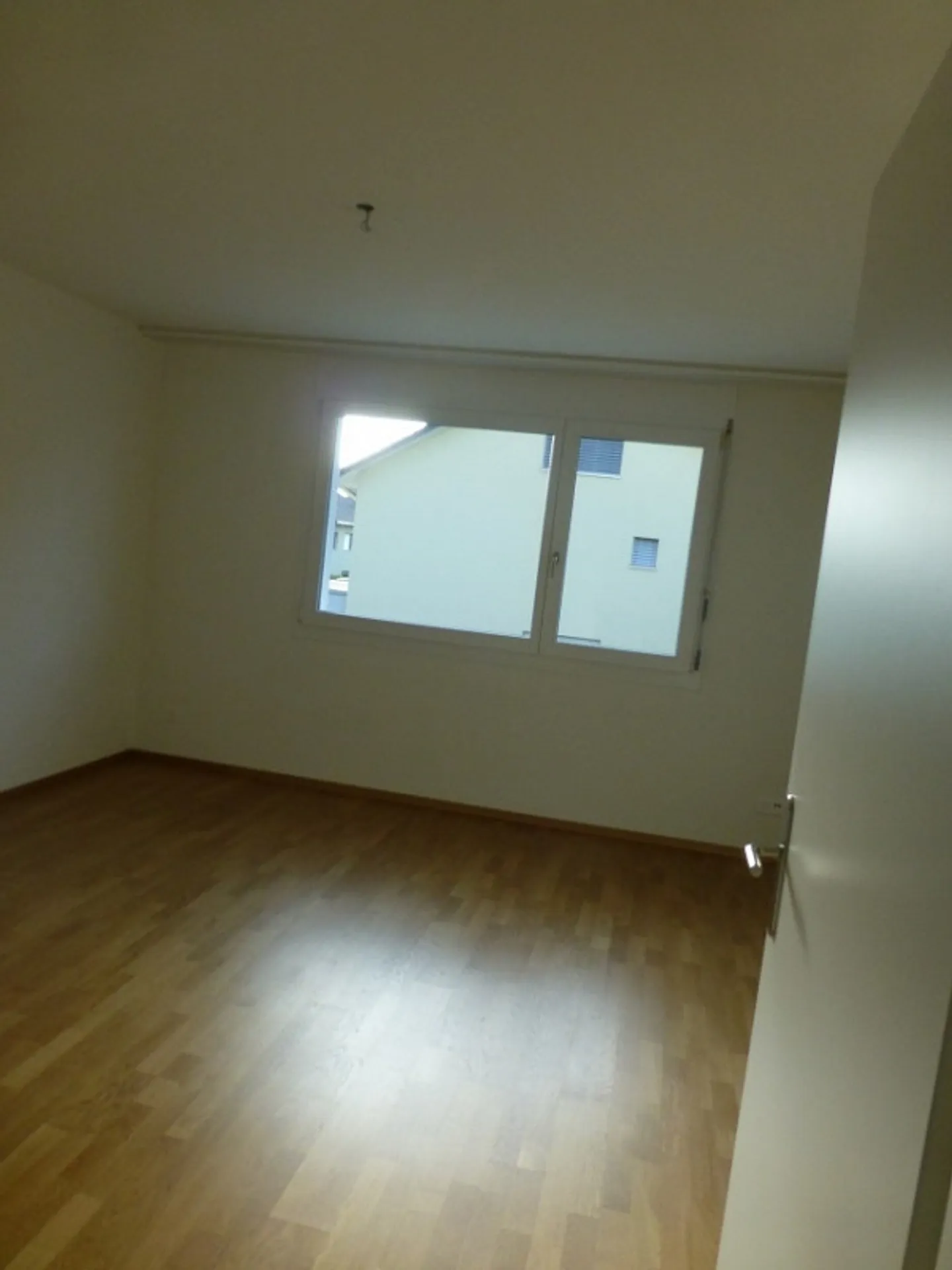 Schöne, sehr grosse 3.5-Zimmerwohnung - Foto 5 von 9
