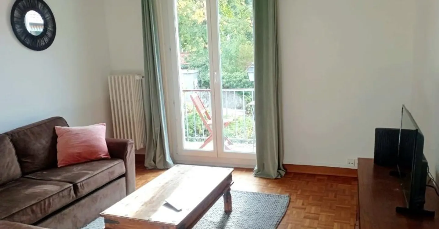 Bernex - Genf – Möblierte 3-Zimmer-Wohnung von +-- 50 m² + Balkon - Foto 2 von 9